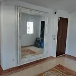 Huge Penthouse With Private Shared Terrace And Kitchen Views *