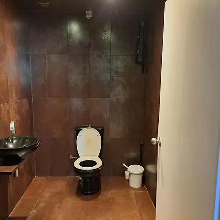 Huge Penthouse With Private Shared Terrace And Kitchen Views