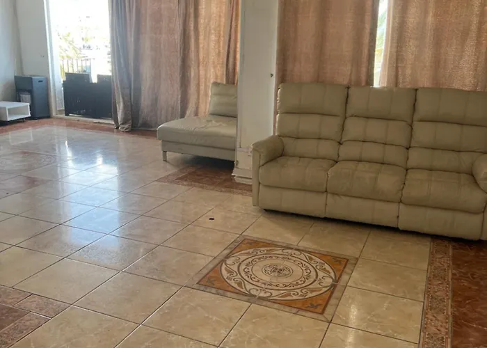 Huge Penthouse With Private Shared Terrace And Kitchen Views Marbella