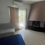 Hostal Huge Penthouse With Private Shared Terrace And Kitchen Views