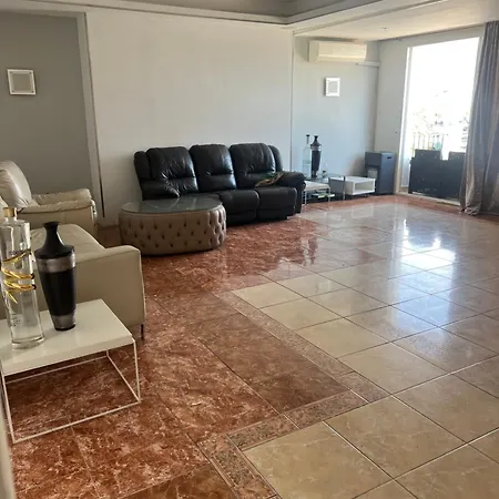 Huge Penthouse With Private Shared Terrace And Kitchen Views