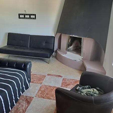 ホステル Huge Penthouse With Private Shared Terrace And Kitchen Views マルベーリャ