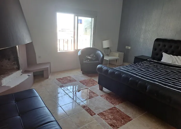 旅馆 Huge Penthouse With Private Shared Terrace And Kitchen Views *